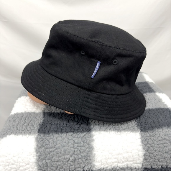 Disney Spirit Jersey Unisex Black Bucket Hat 100% Cotton O/S fits most - Picture 2 of 6